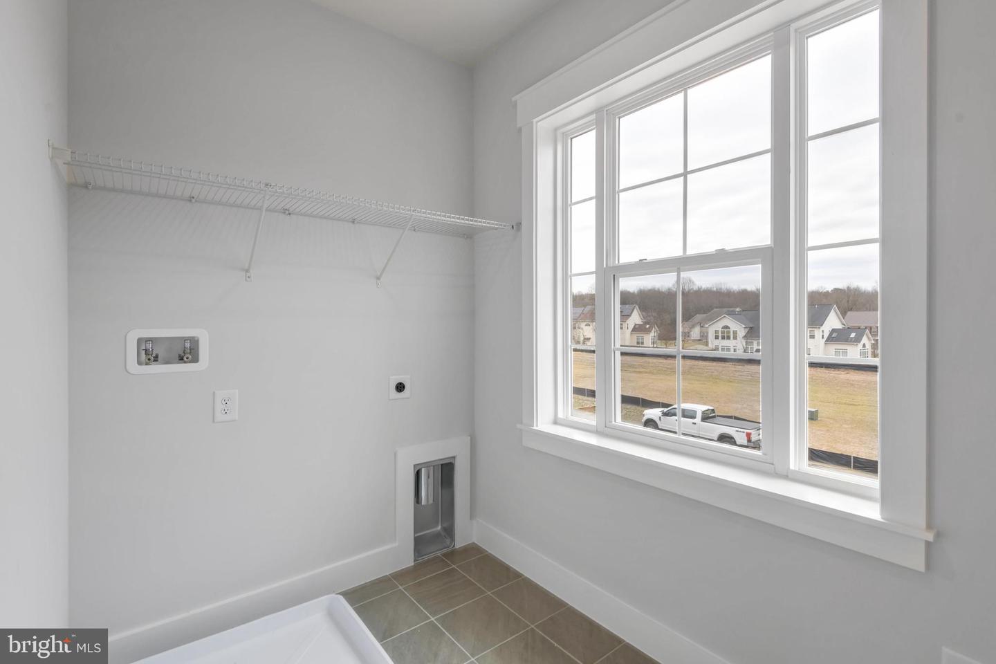 Eliana Court - Potomac Model Property Photo 35