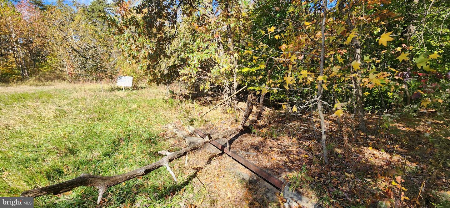 2600 John A Thompson Rd Property Photo 6