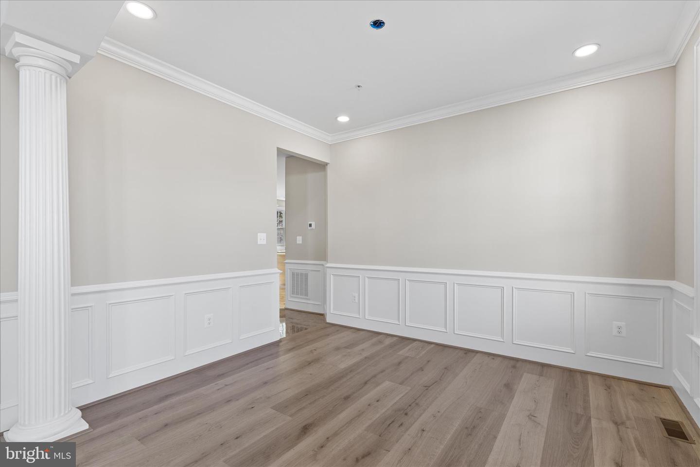 200 Lismore Dr Property Photo 10