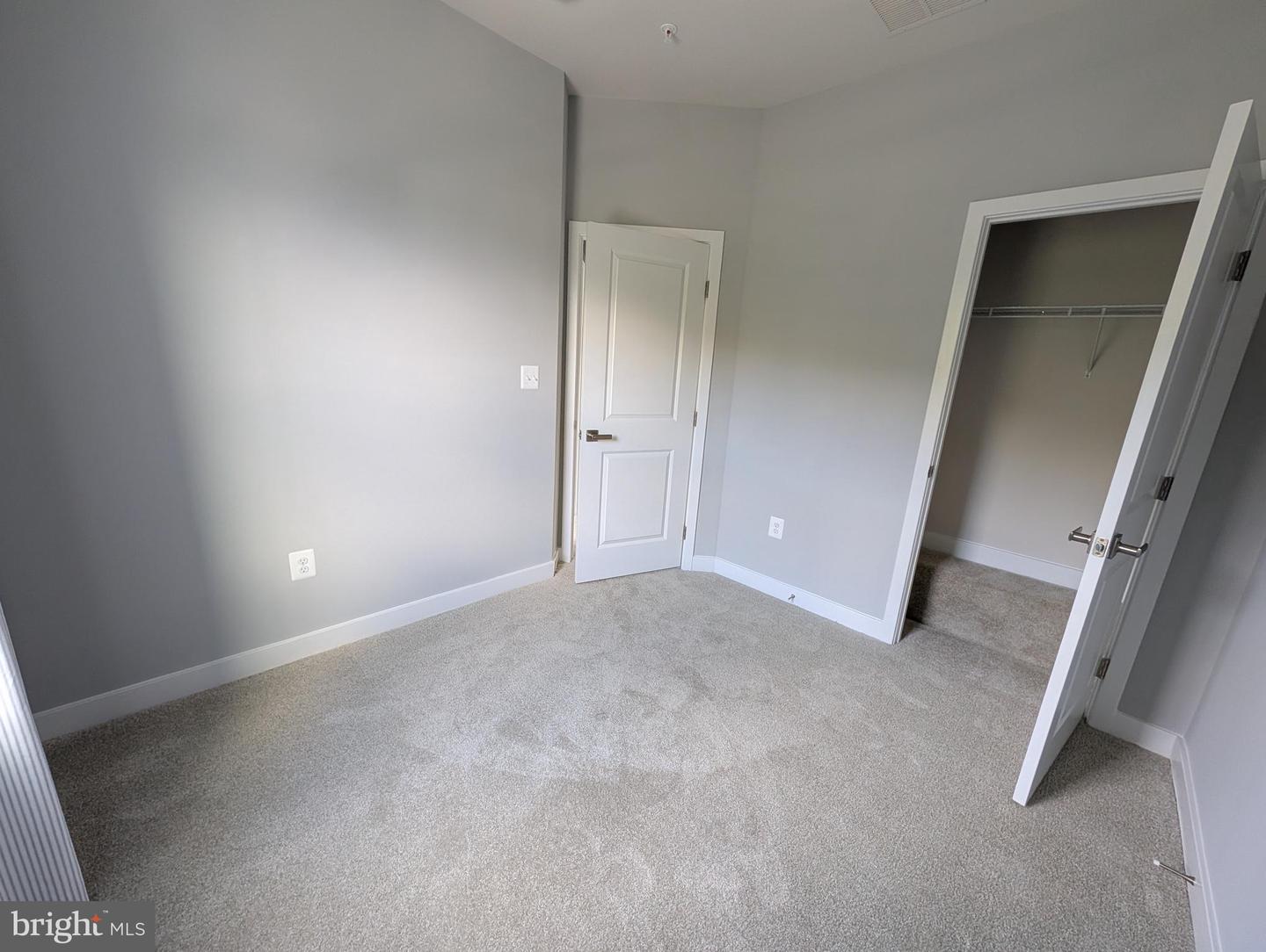 8445 Hamlin St Property Photo 10