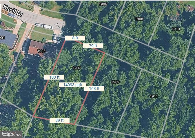 1910 Knoll Dr Property Photo 4