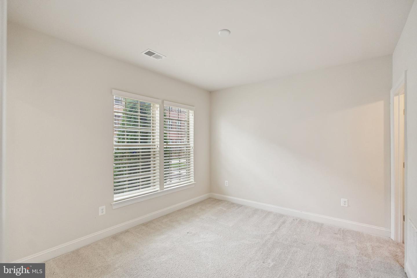 608 Fair Winds Way #262a Property Photo 19