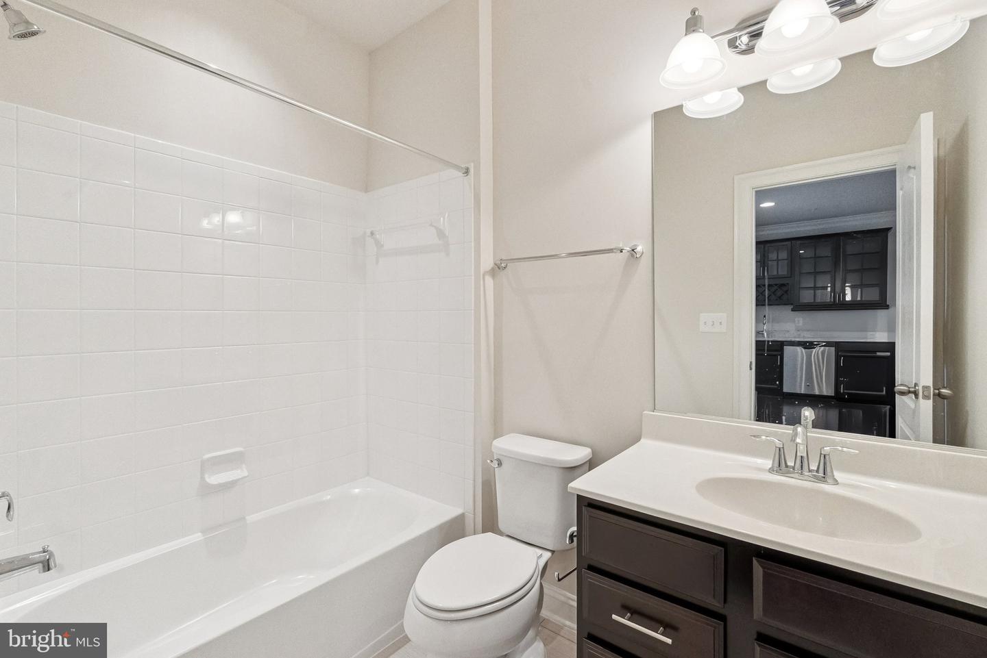 608 Fair Winds Way #262a Property Photo 35