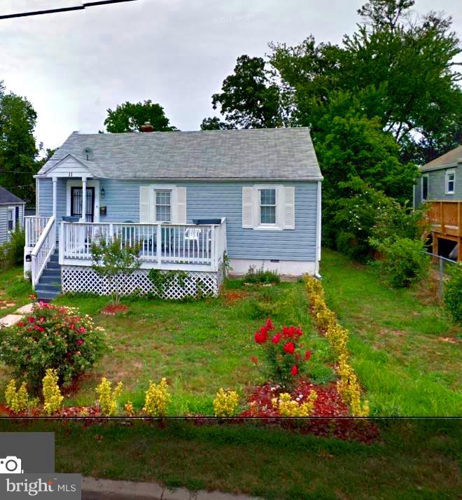 11 WHIST PL Property Photo 1