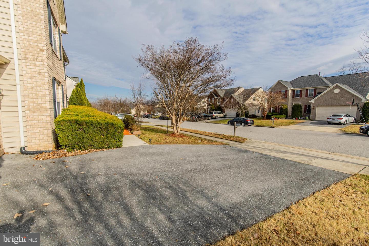 13400 Oaklands Manor Dr Property Photo 39