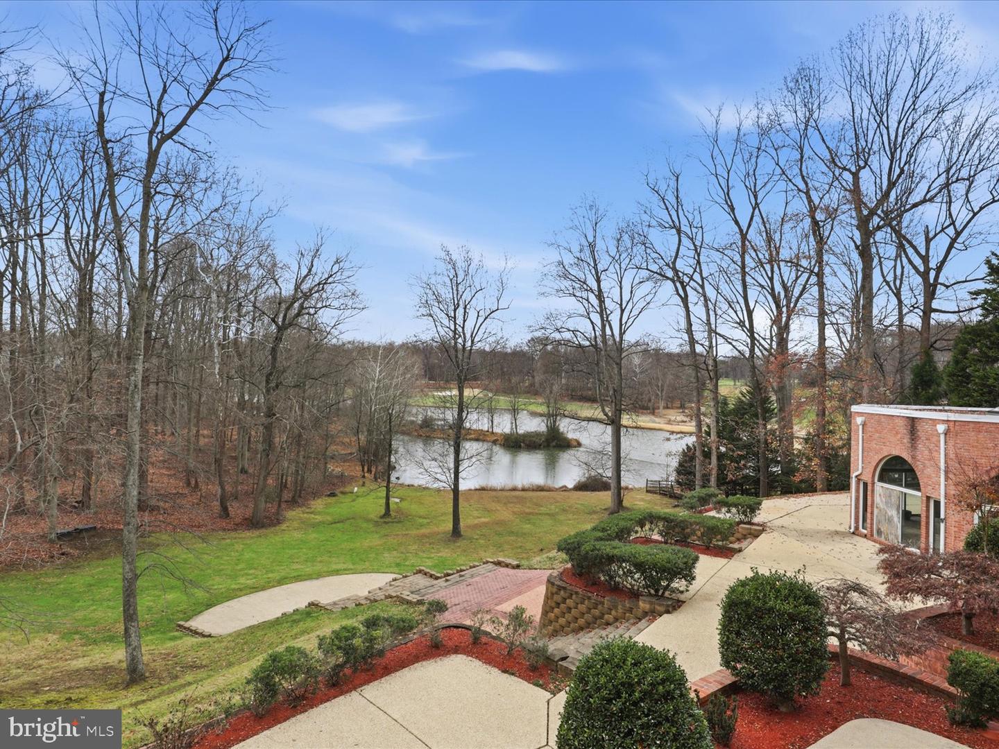12301 Longwater Dr Property Photo 11