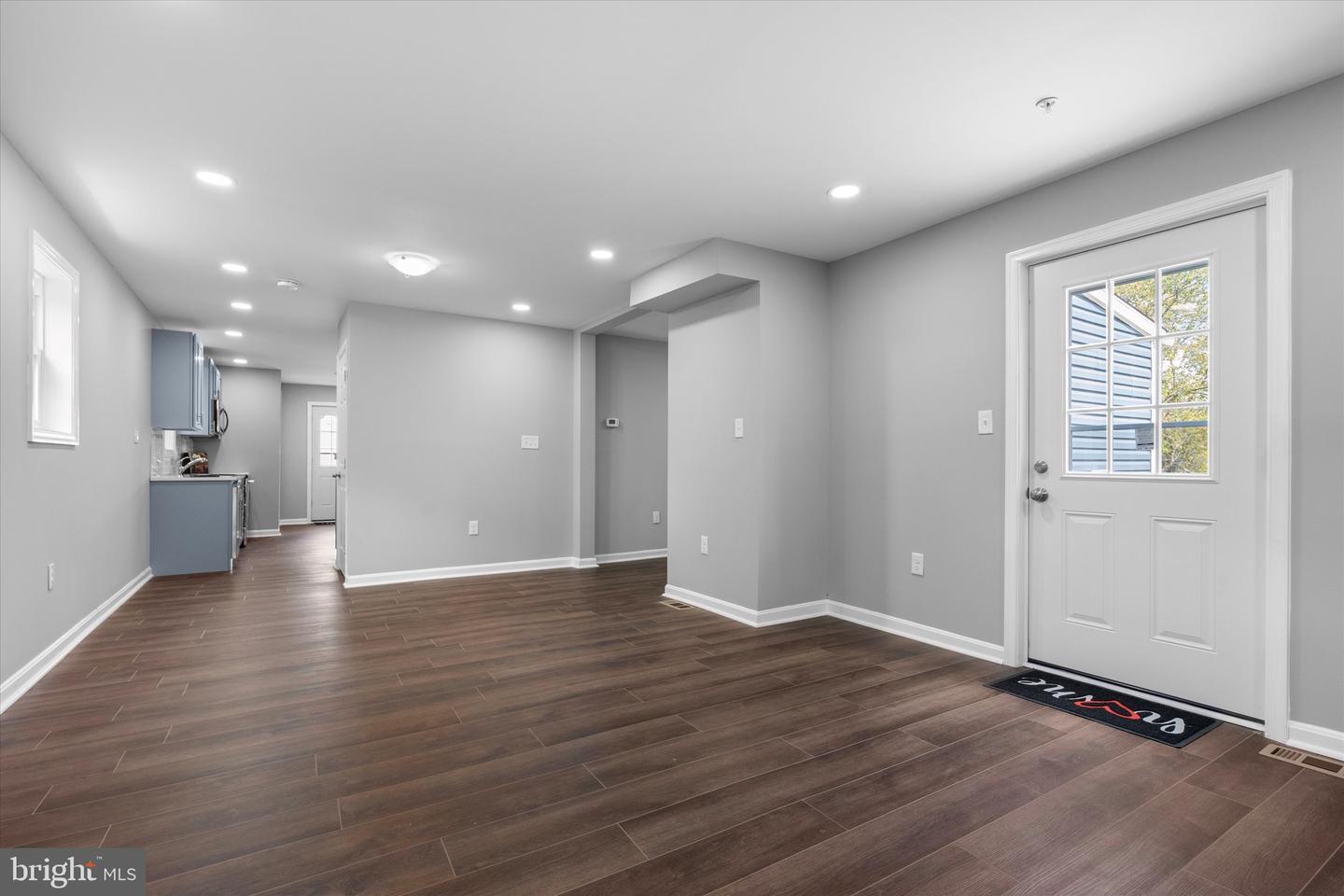 5209 Mount Airy Ln Property Photo 10