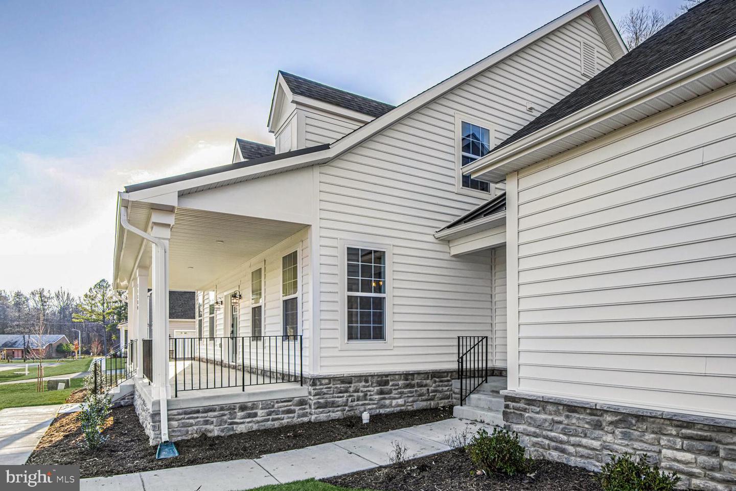 Eliana Court - Chesapeake Model Property Photo 39