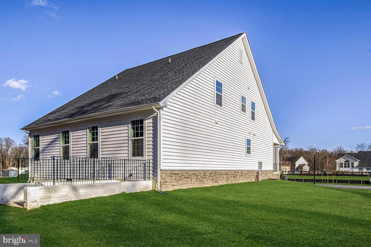 Eliana Court - Chesapeake Model Property Photo 41