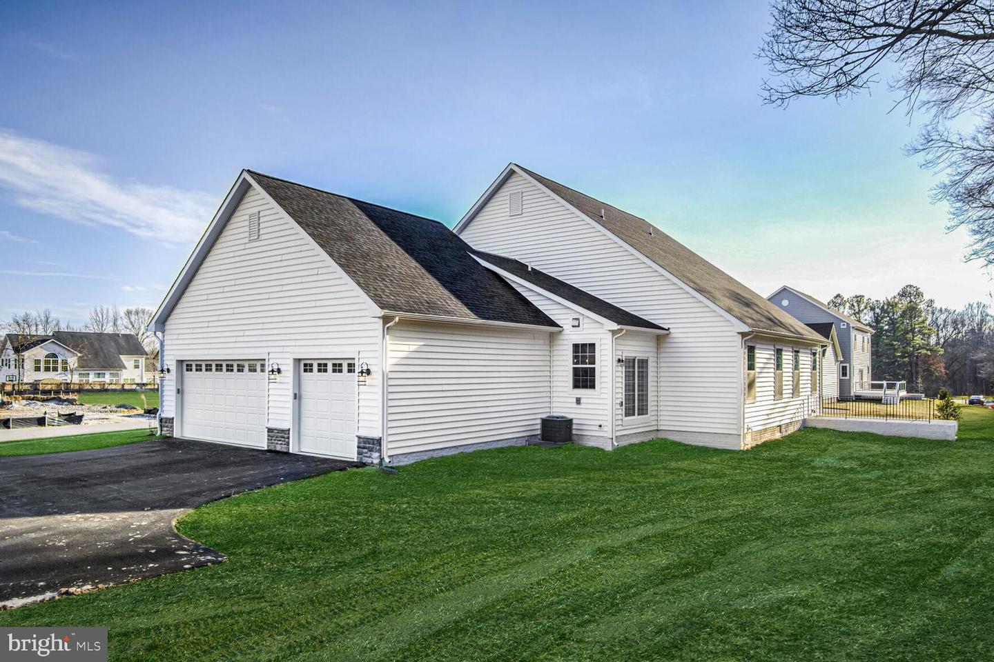 Eliana Court - Chesapeake Model Property Photo 42