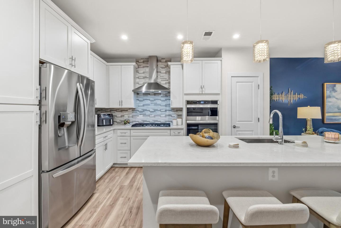 102 Saint Ives Pl #404 Property Photo 6