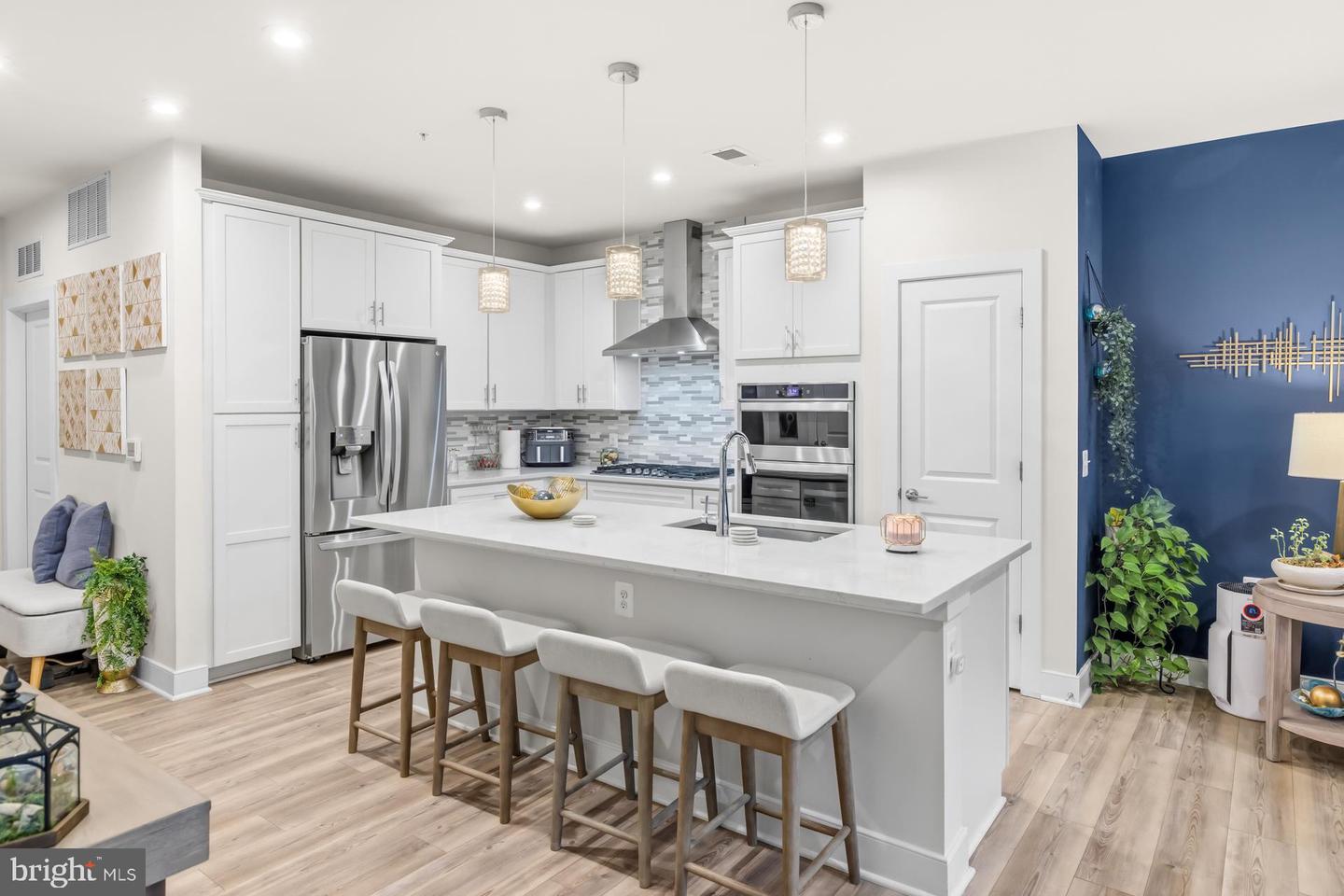 102 Saint Ives Pl #404 Property Photo 10