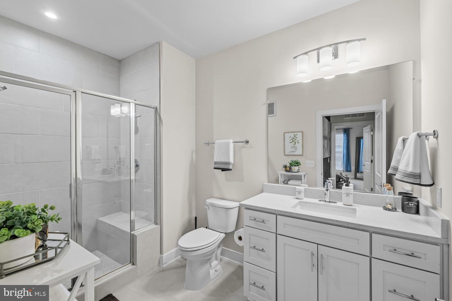 102 Saint Ives Pl #404 Property Photo 18