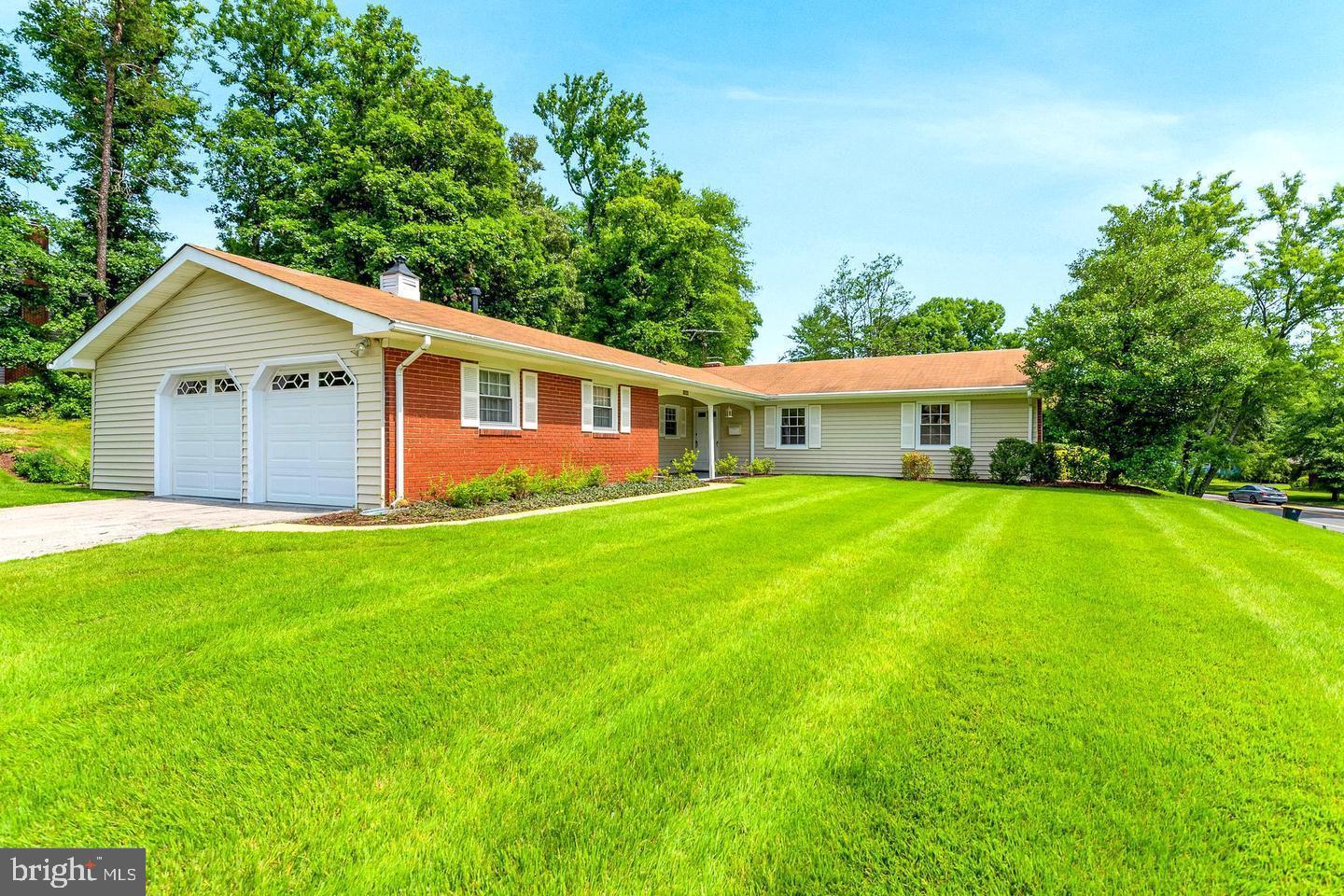 12600 Cedarbrook Ln Property Photo 1