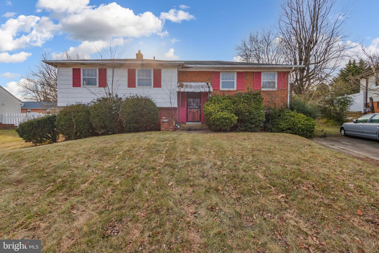 11007 Trafton Dr Property Photo 1
