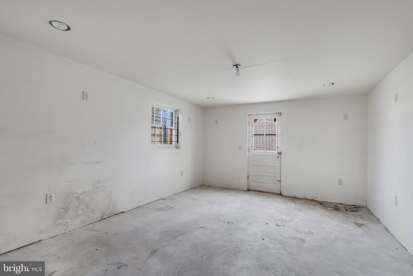 11007 Trafton Dr Property Photo 21