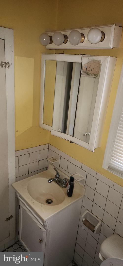 8120 Allendale Dr Property Photo 20