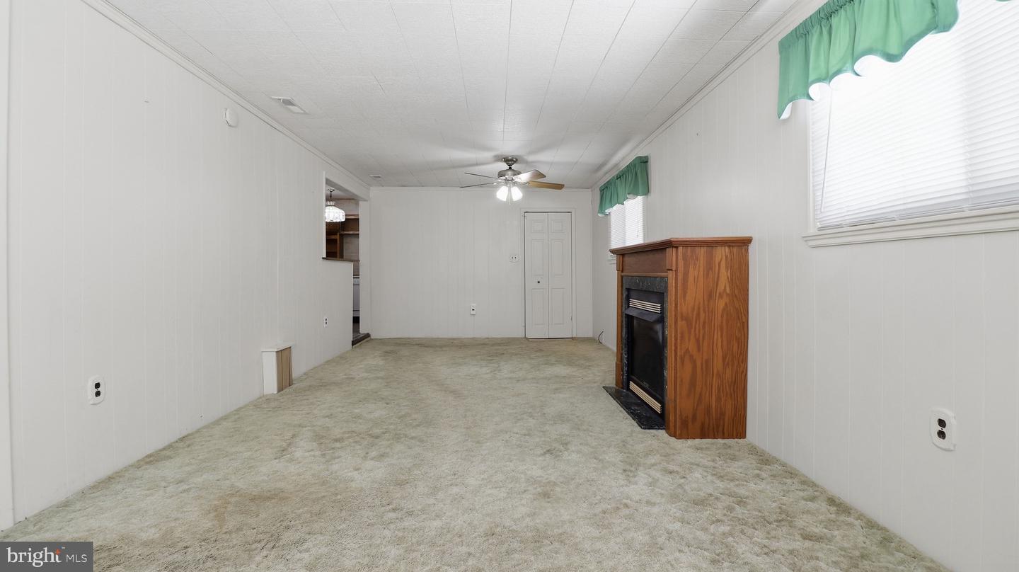 6914 Elkins Ave Property Photo 36