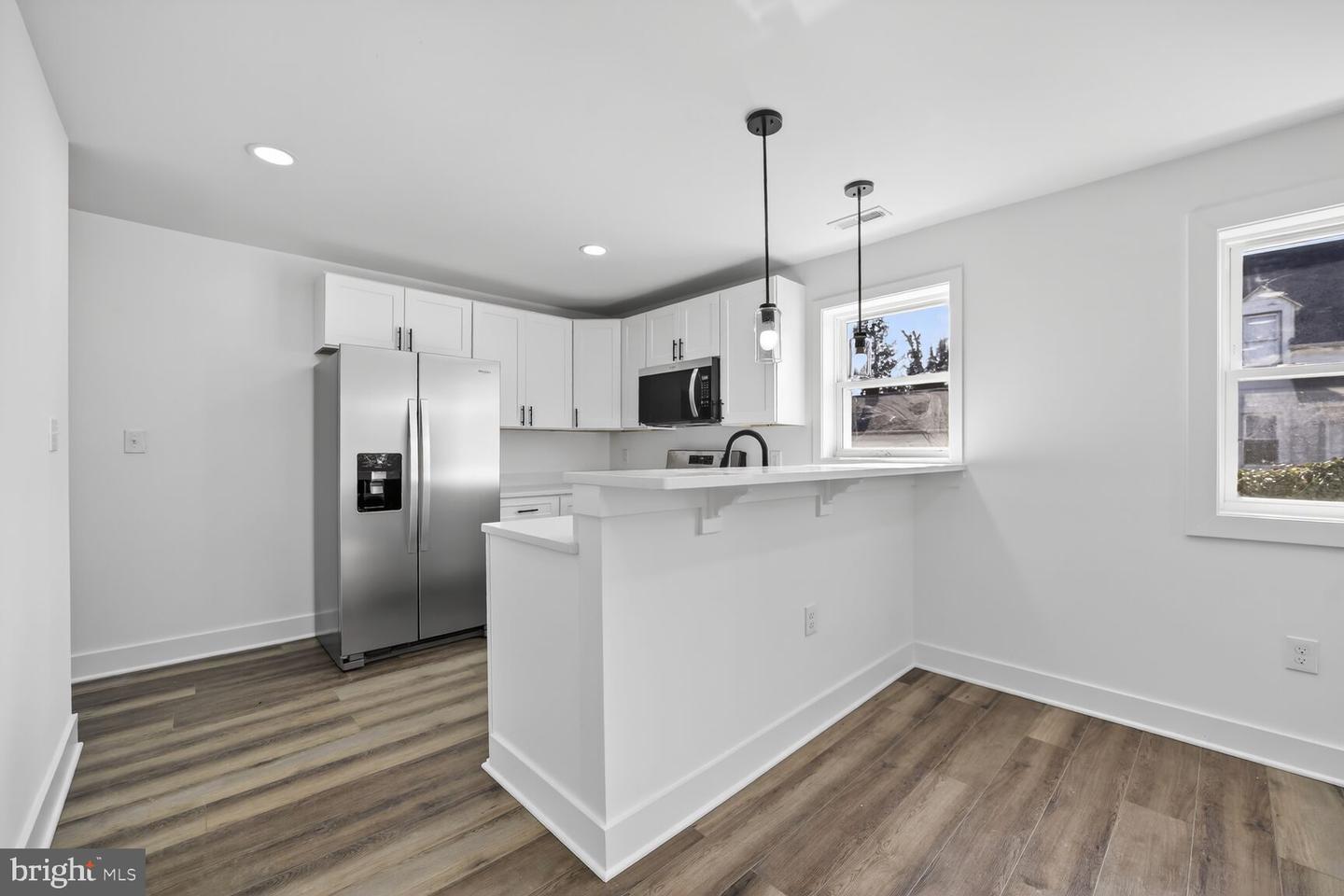4312 Vine St Property Photo 8