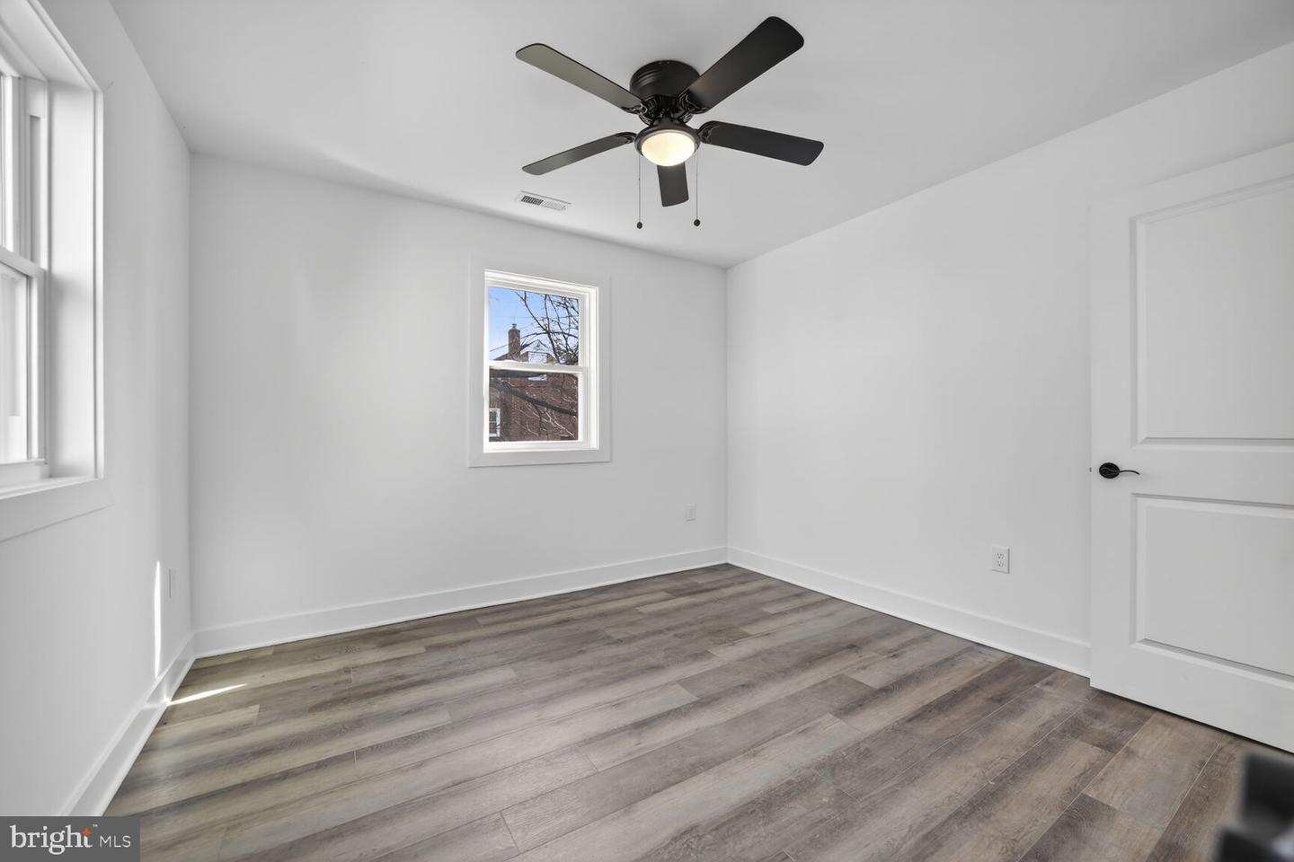 4312 Vine St Property Photo 14