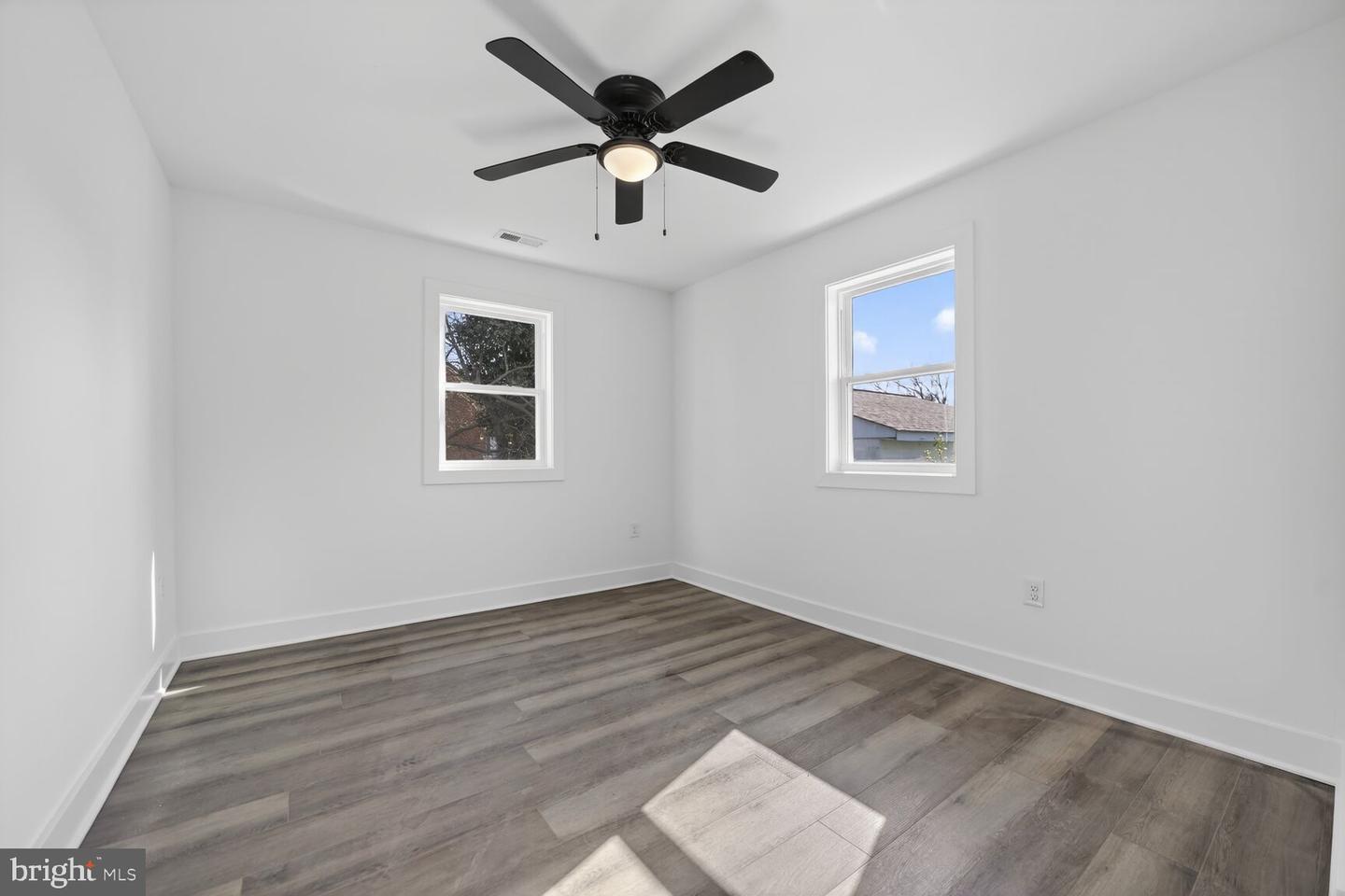 4312 Vine St Property Photo 15