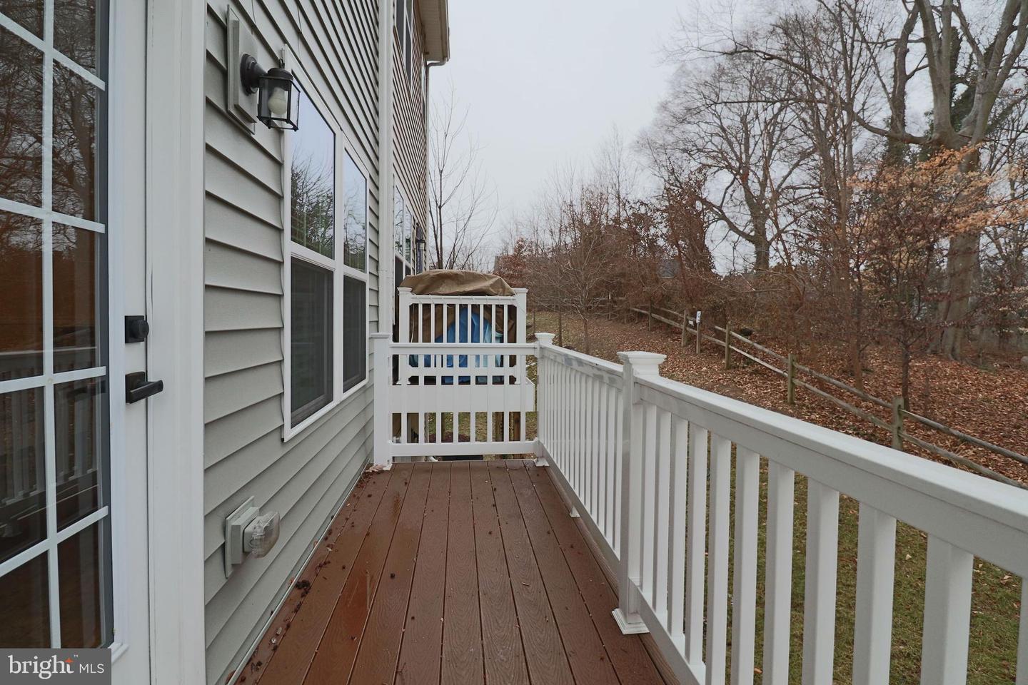 2412 Avondale Overlook Dr Property Photo 6