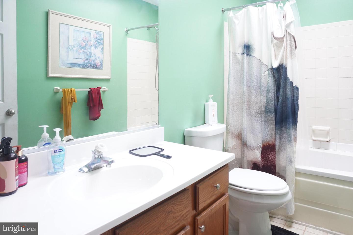 1511 Kingsgate St Property Photo 17