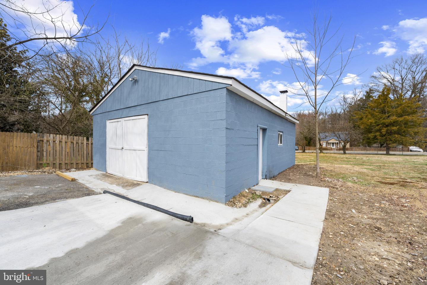 4104 Maple Rd Property Photo 29