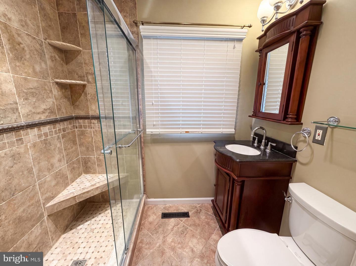 3512 Majestic Ln Property Photo 11