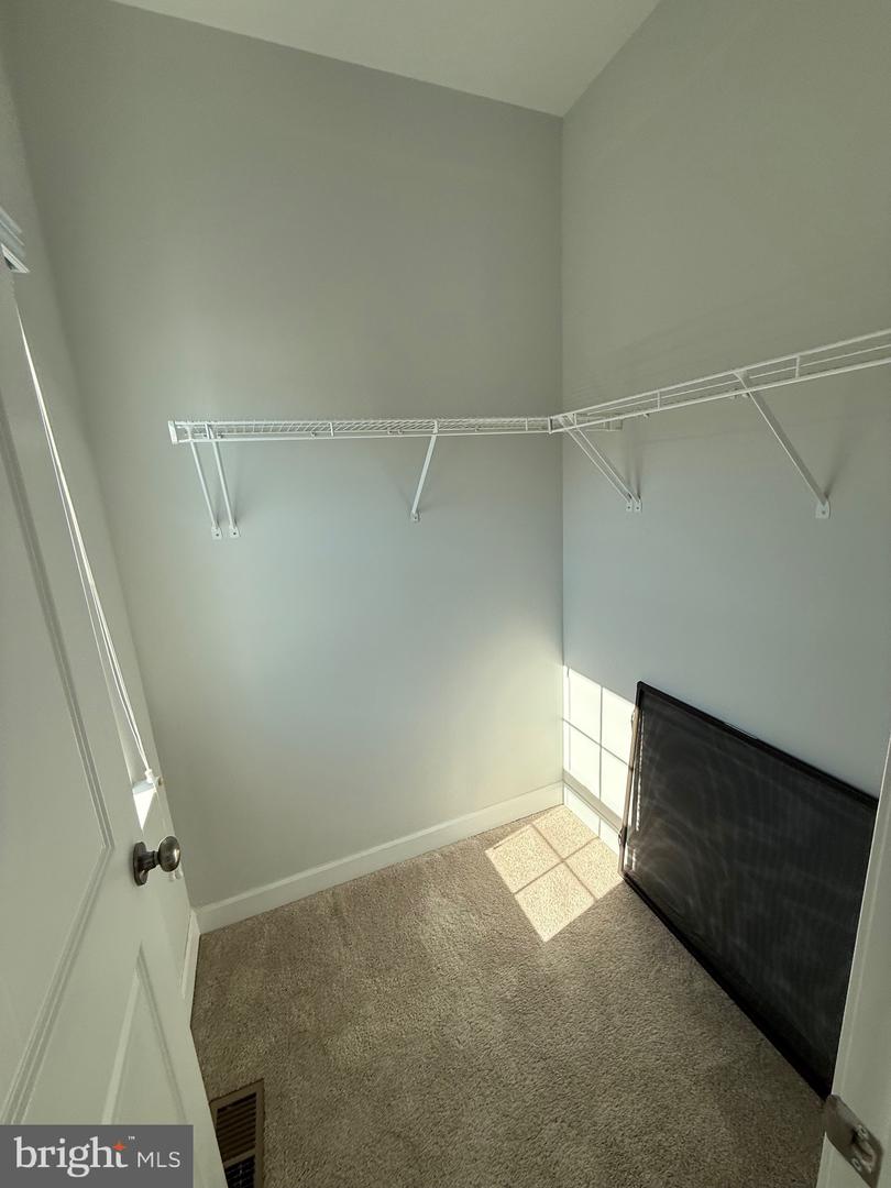 620 Leigh Way Property Photo 5