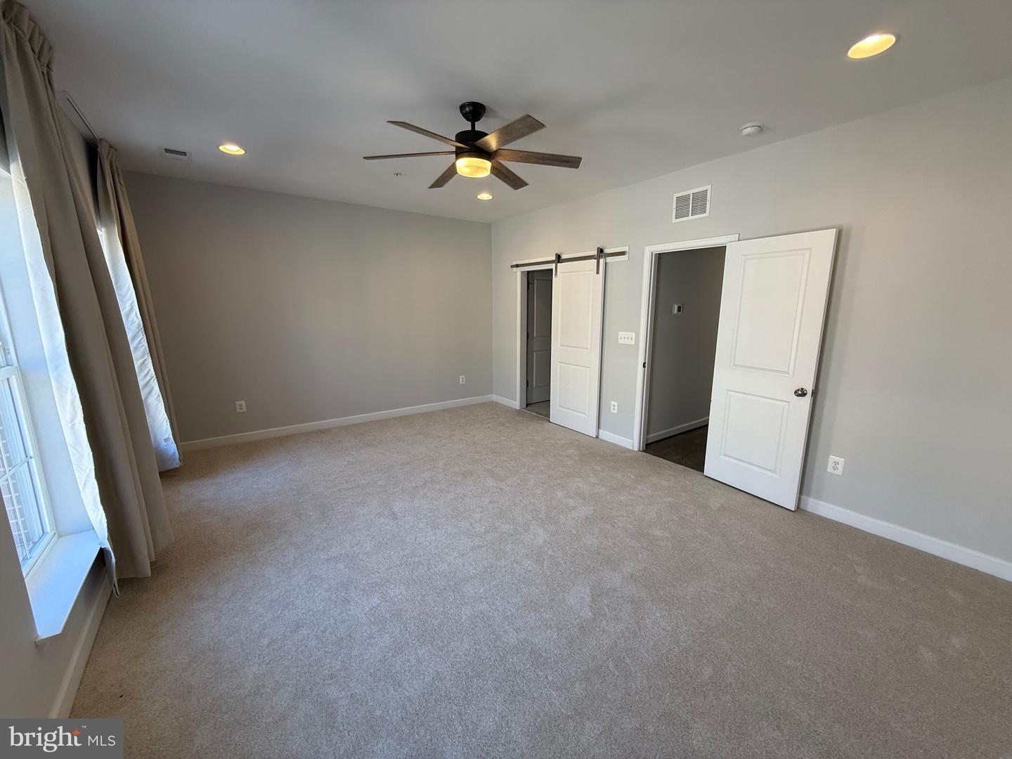620 Leigh Way Property Photo 14