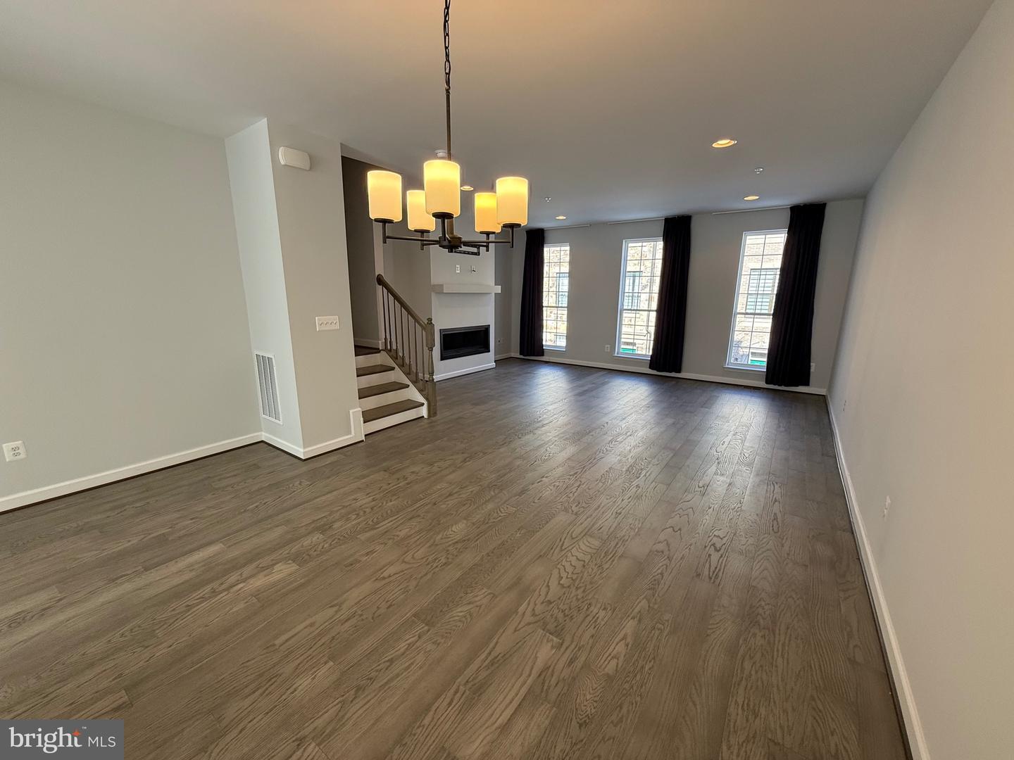 620 Leigh Way Property Photo 24