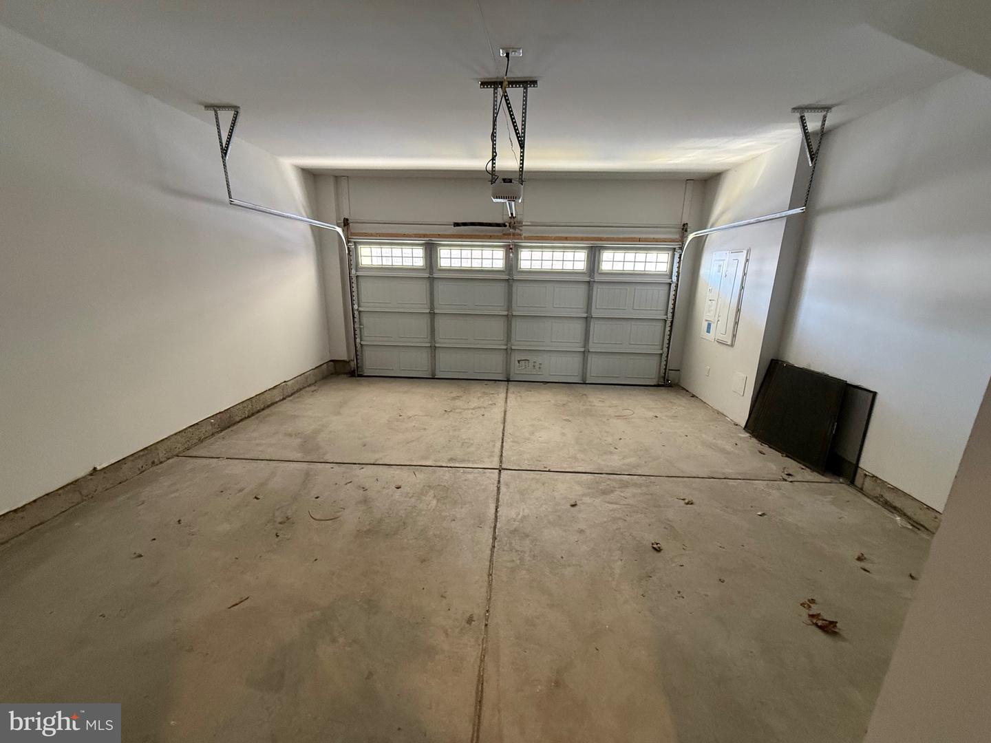 620 Leigh Way Property Photo 31