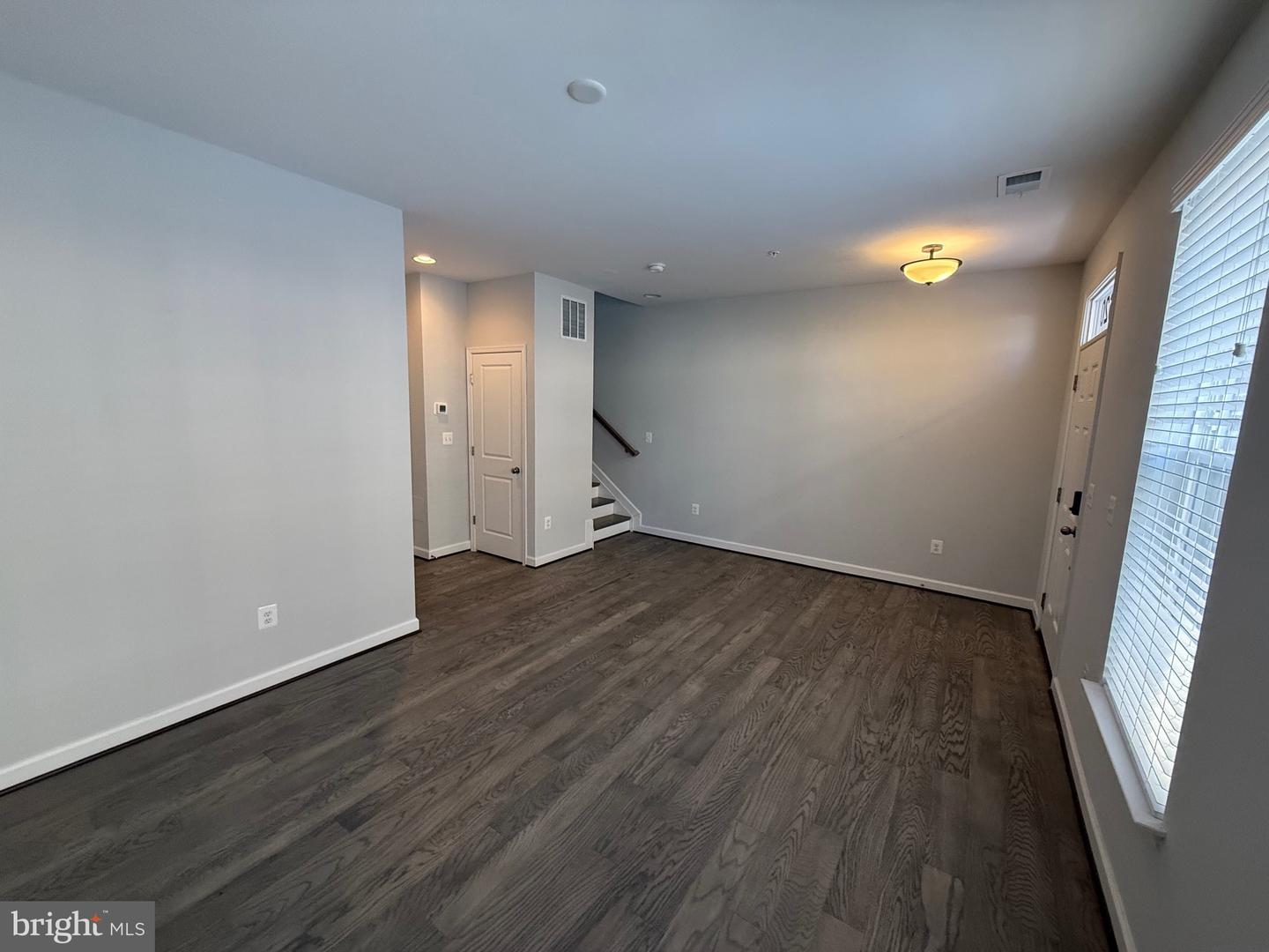 620 Leigh Way Property Photo 34