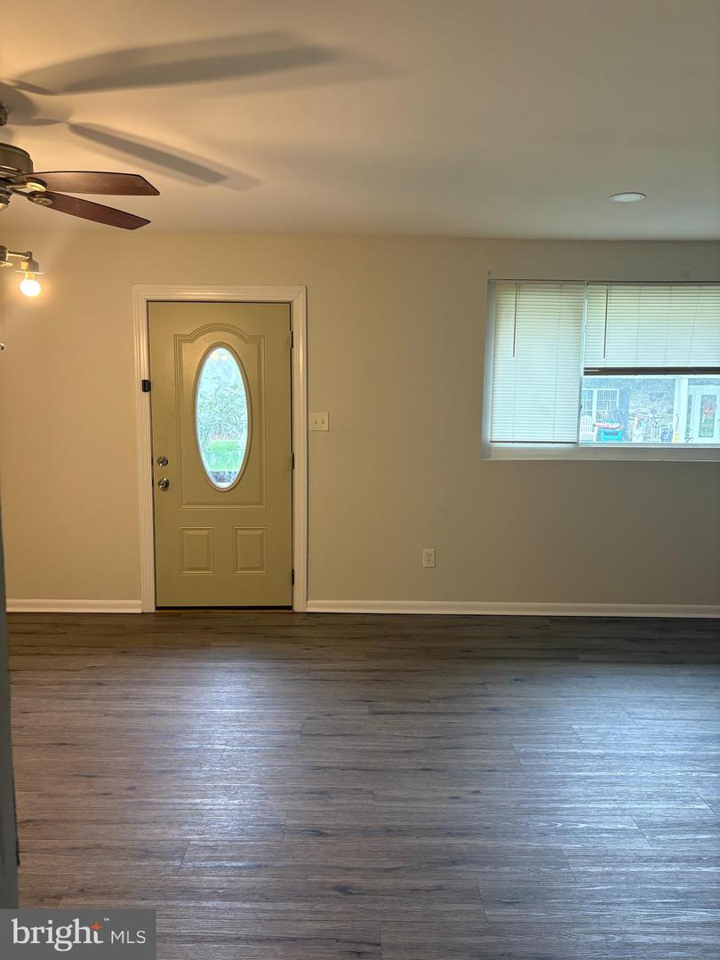 18217 Aquasco Rd Property Photo 5