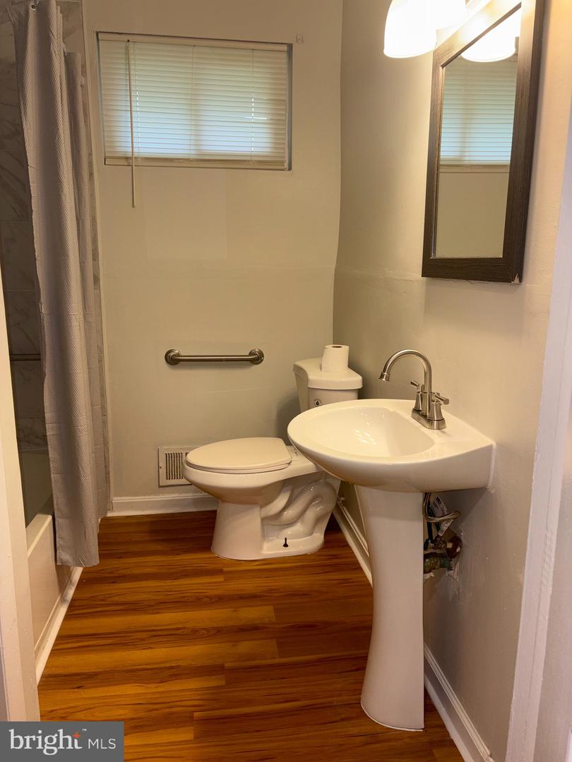 18217 Aquasco Rd Property Photo 6