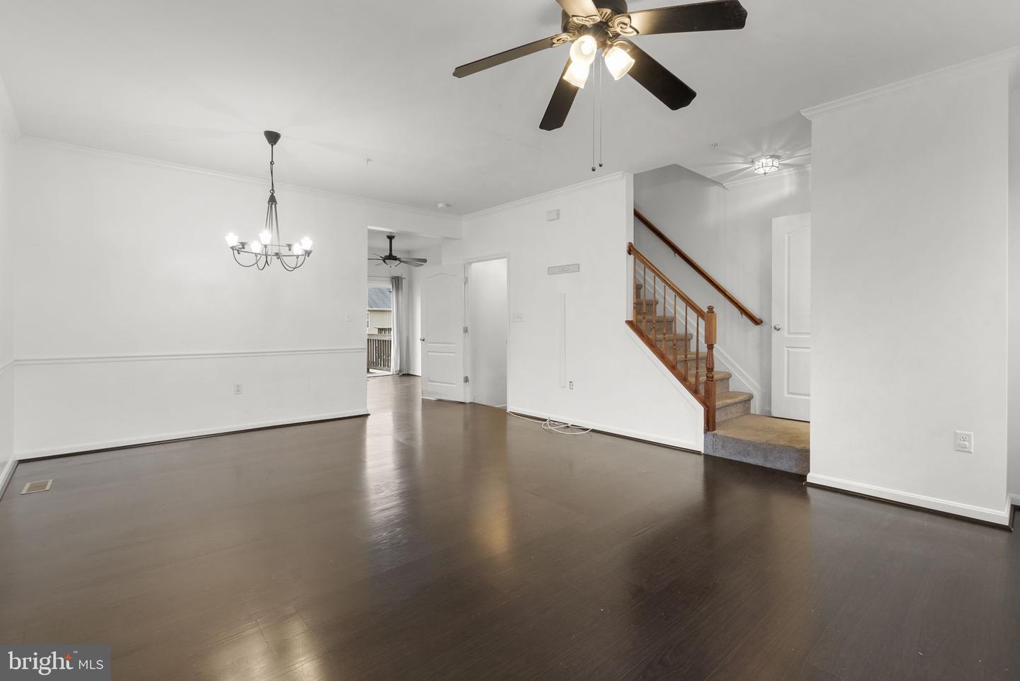 7114 Beissel Ct Property Photo 6