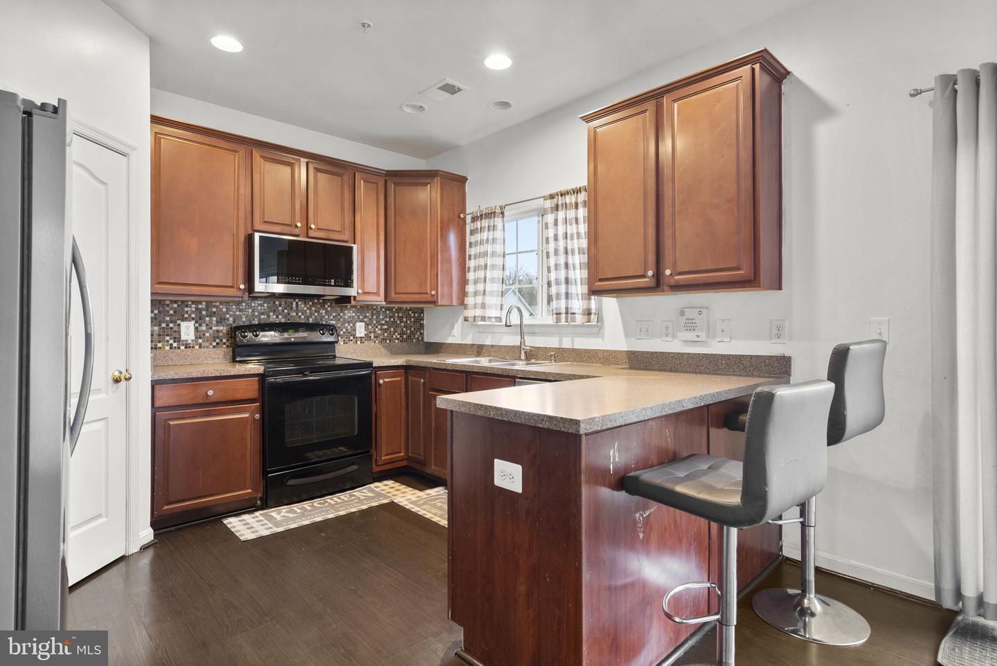 7114 Beissel Ct Property Photo 12