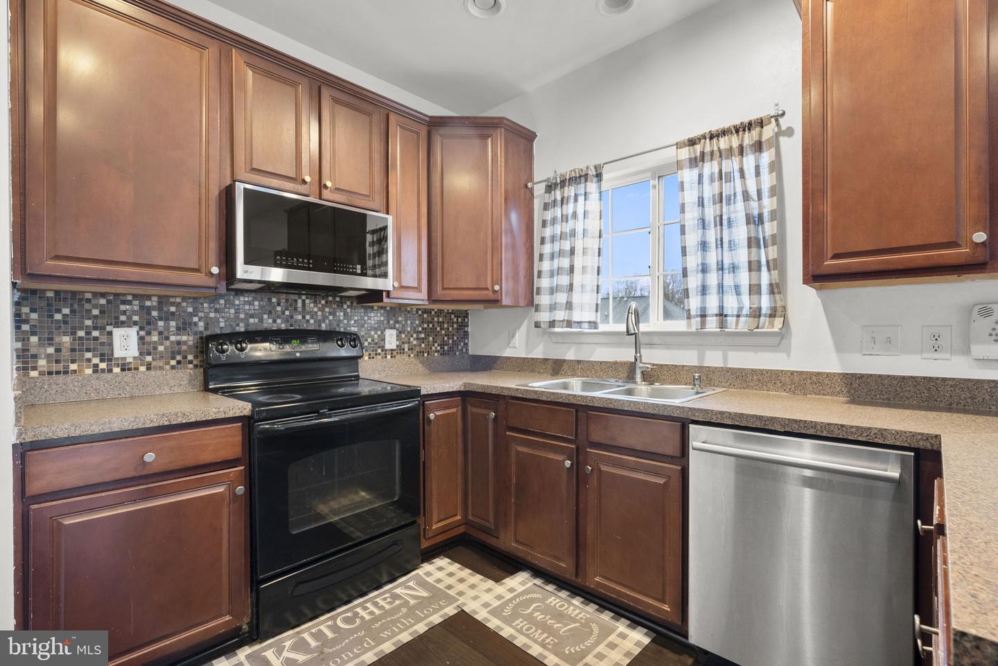7114 Beissel Ct Property Photo 13