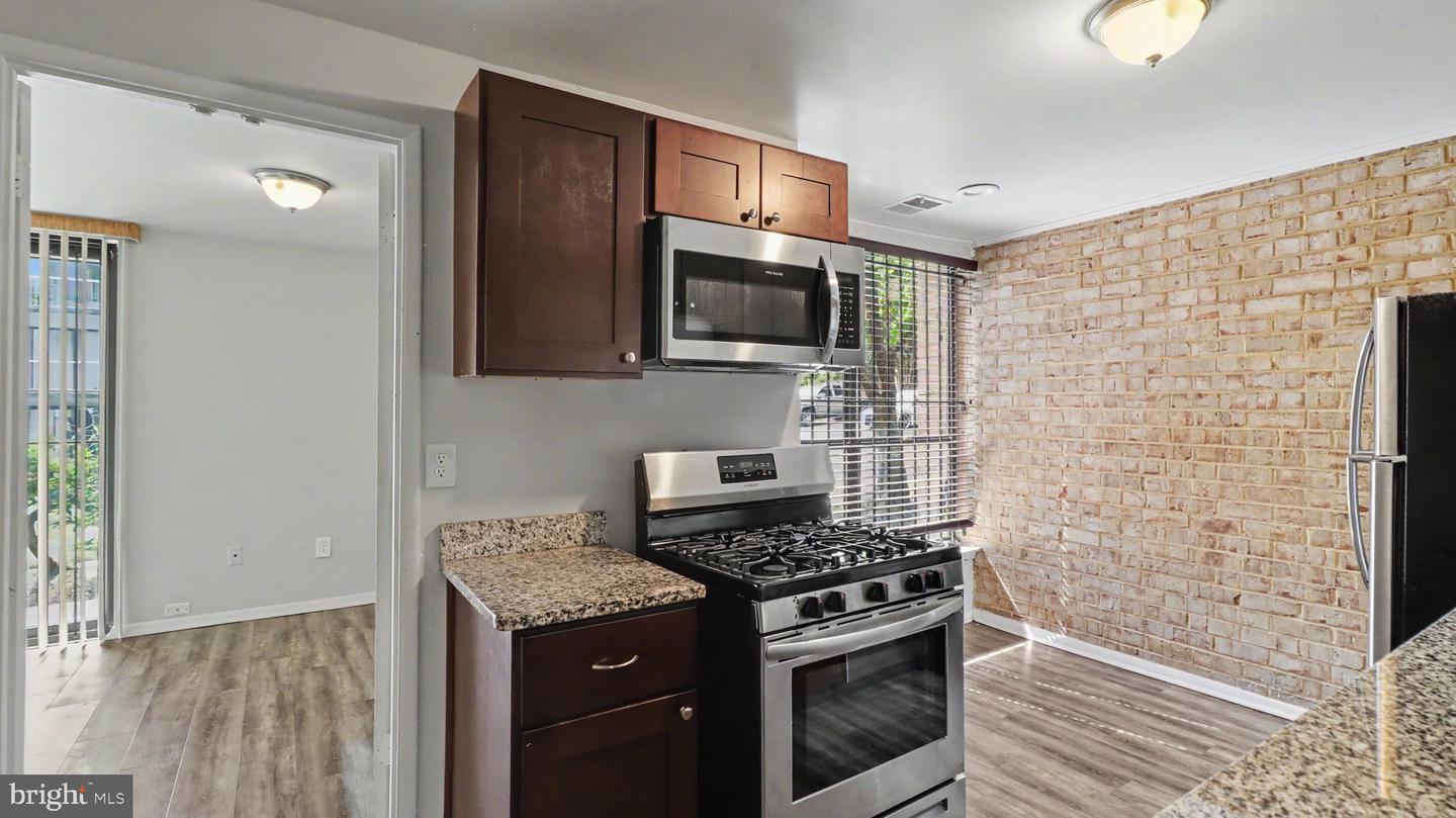 3344 Huntley Square Dr #t-2 Property Photo 9