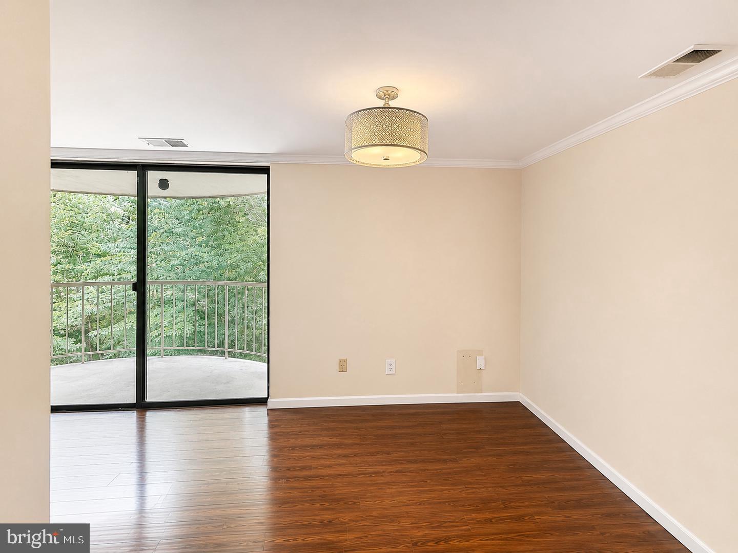 3352 Huntley Square Dr #a2 Property Photo 9