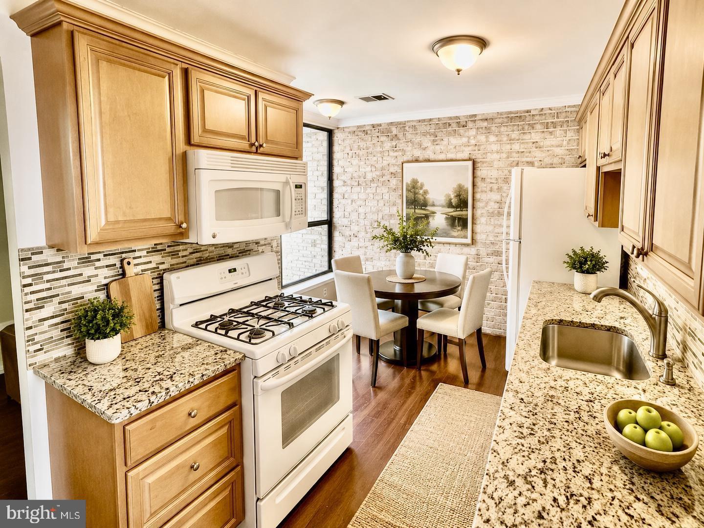 3352 Huntley Square Dr #a2 Property Photo 11