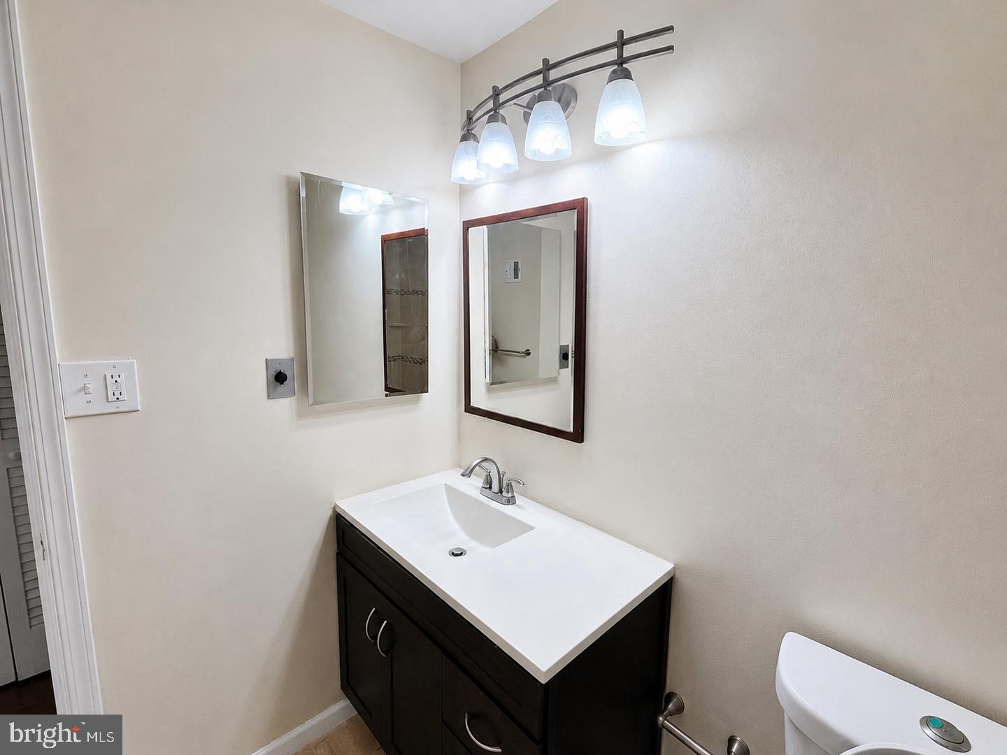 3352 Huntley Square Dr #a2 Property Photo 17