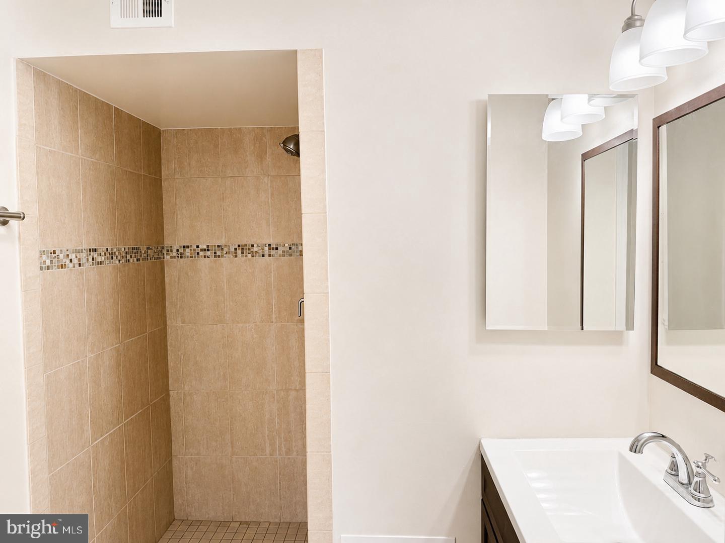 3352 Huntley Square Dr #a2 Property Photo 24
