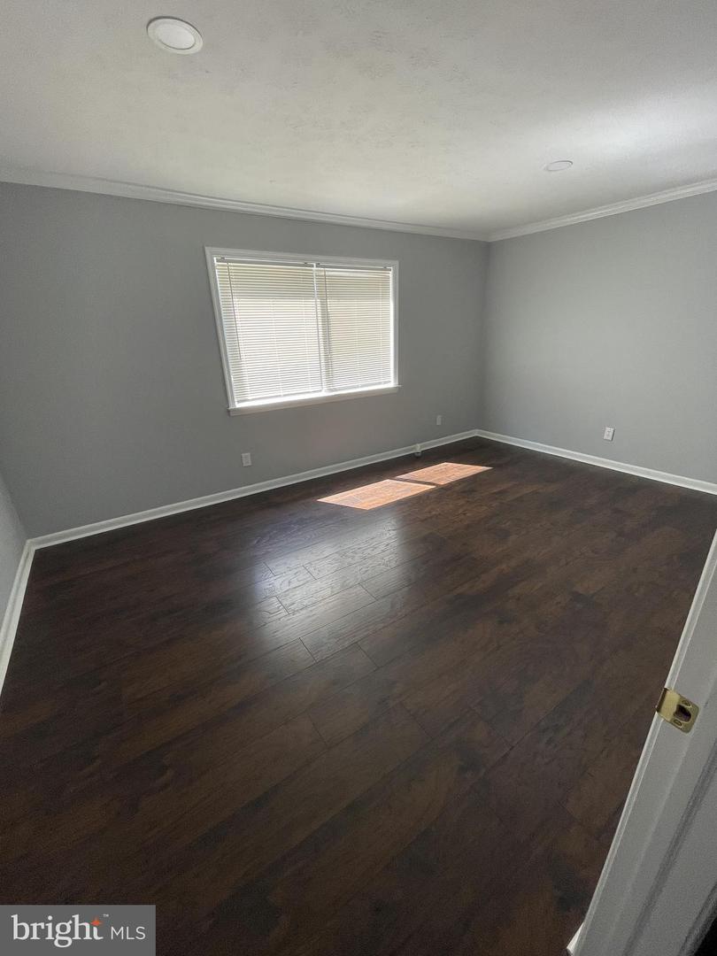 2309 Olson St ## 203 Property Photo 7