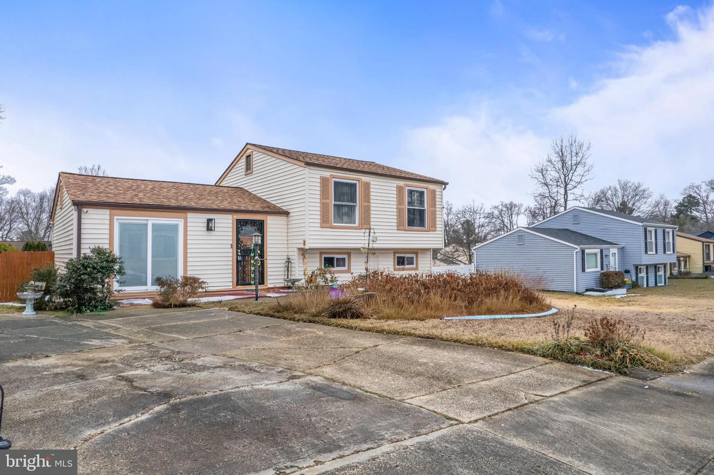 6309 ELM WAY Property Photo 1