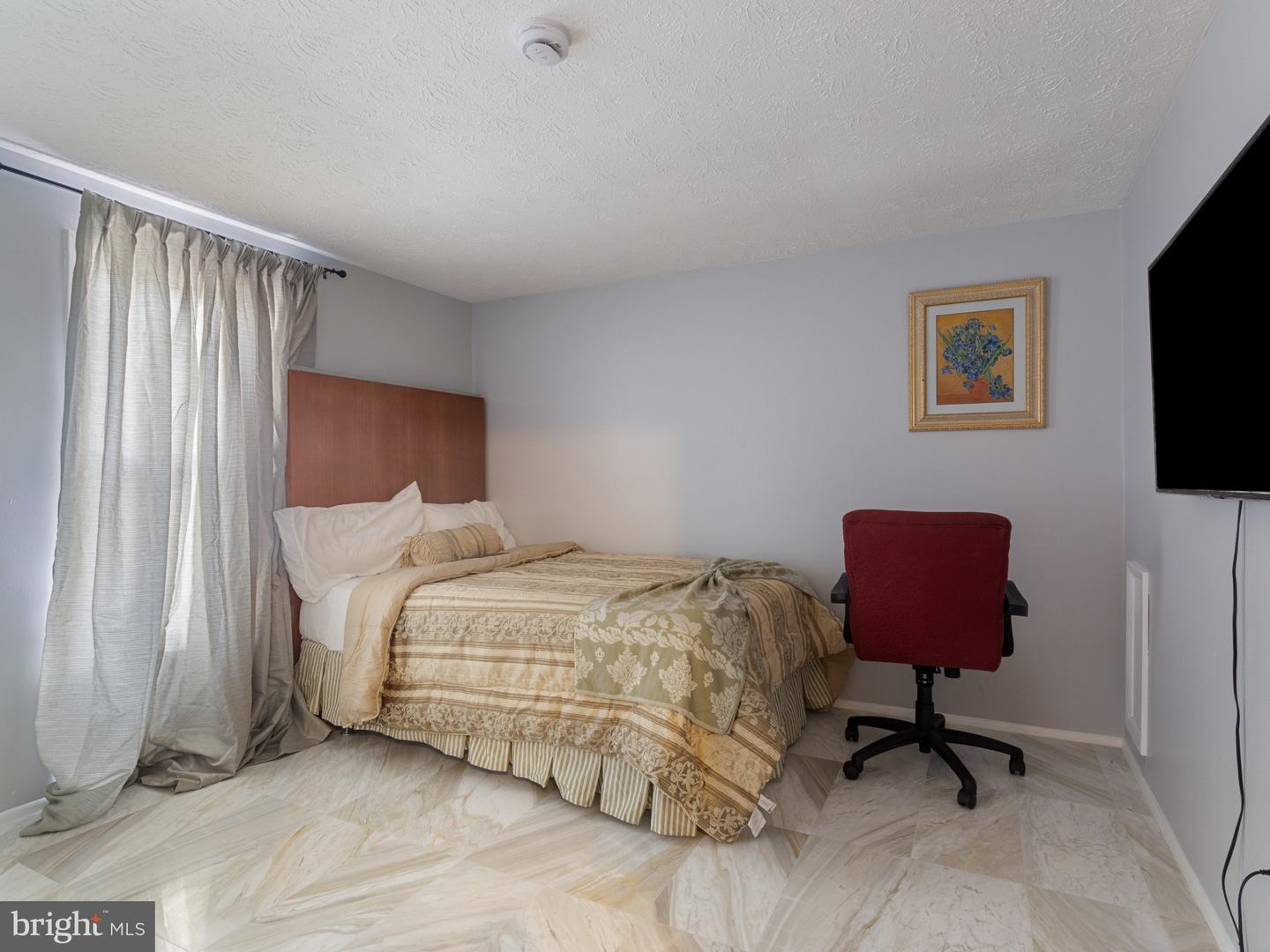 11213 Westport Dr Property Photo 8