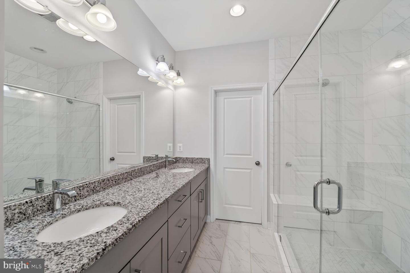 620 Leigh Way Property Photo 17