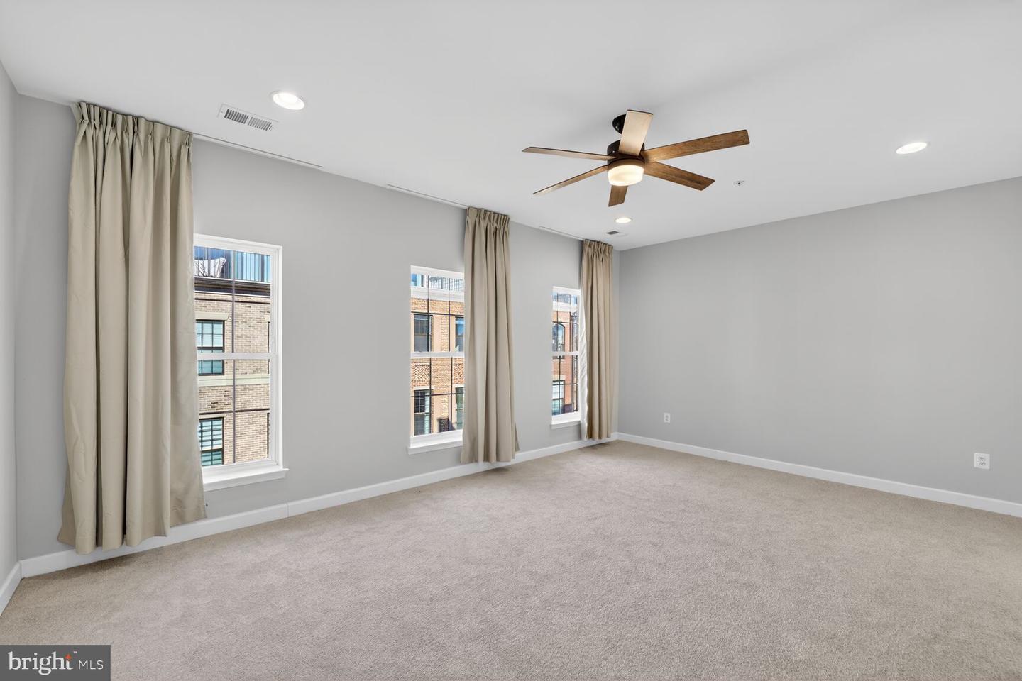 620 Leigh Way Property Photo 19