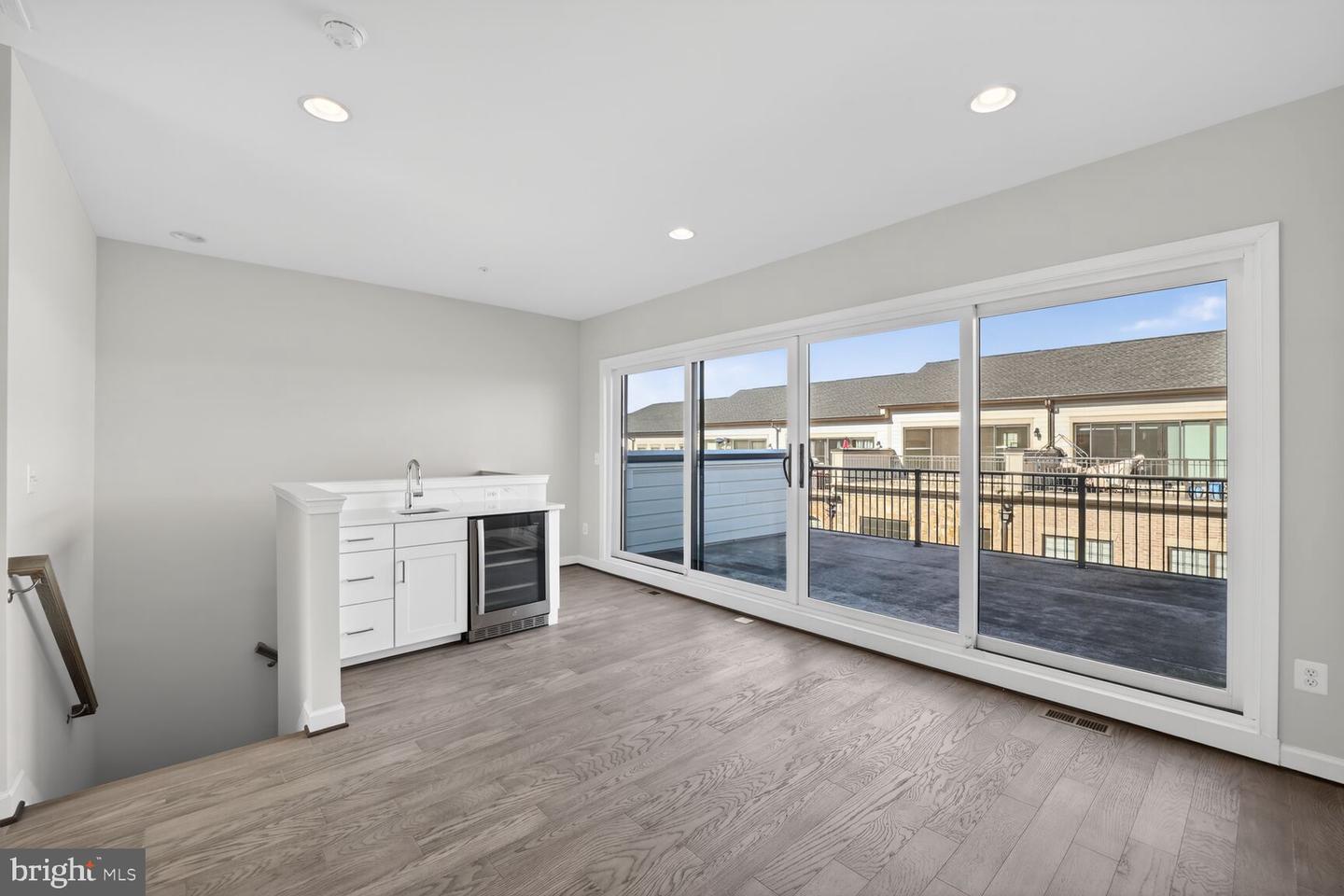 620 Leigh Way Property Photo 21